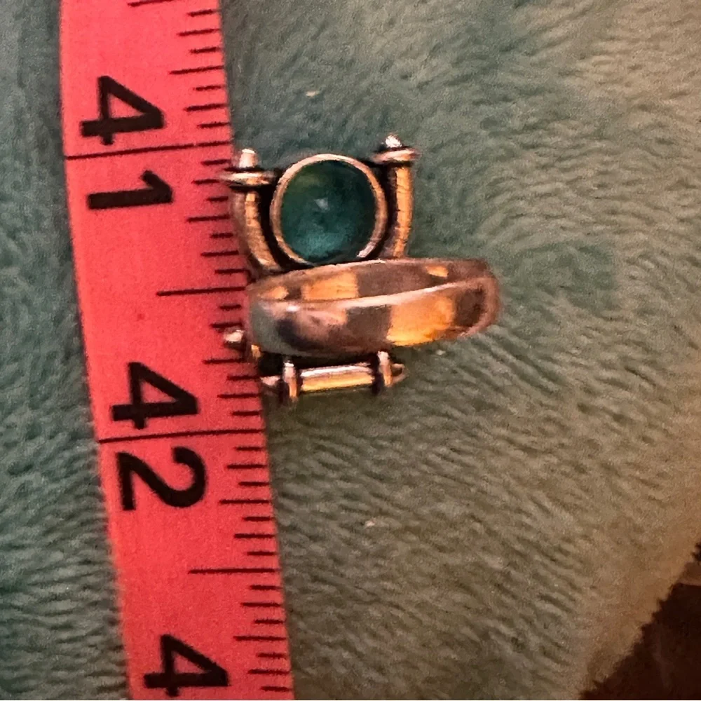 Modern Blue Quartz handmade statement Ring - Picture 3 of 8